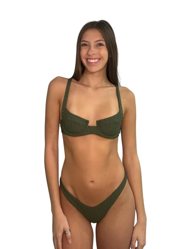 Hot High Leg Moderate Bottom Minimal Coverage Bottom | High Leg Bottom